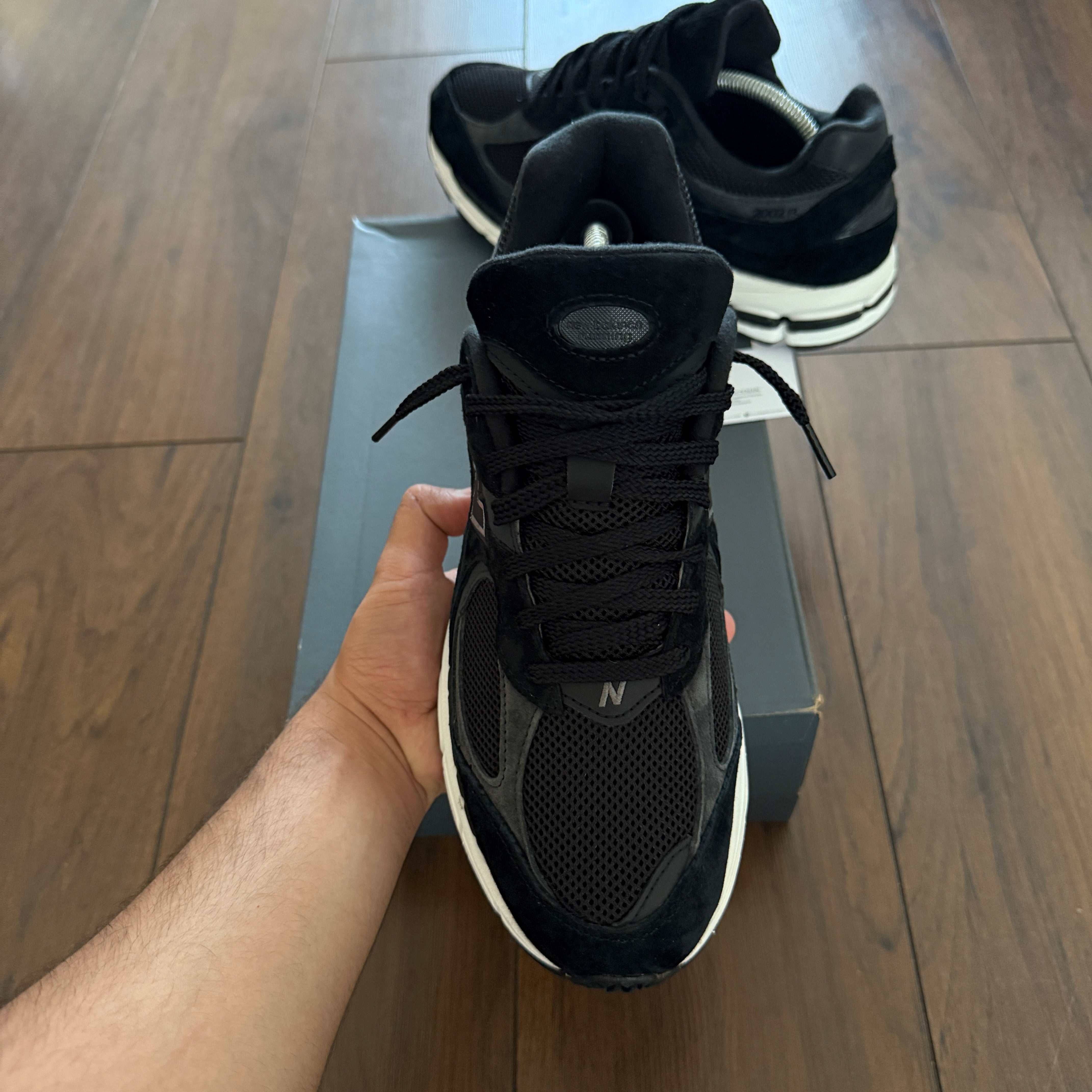 New Balance 2002r Black