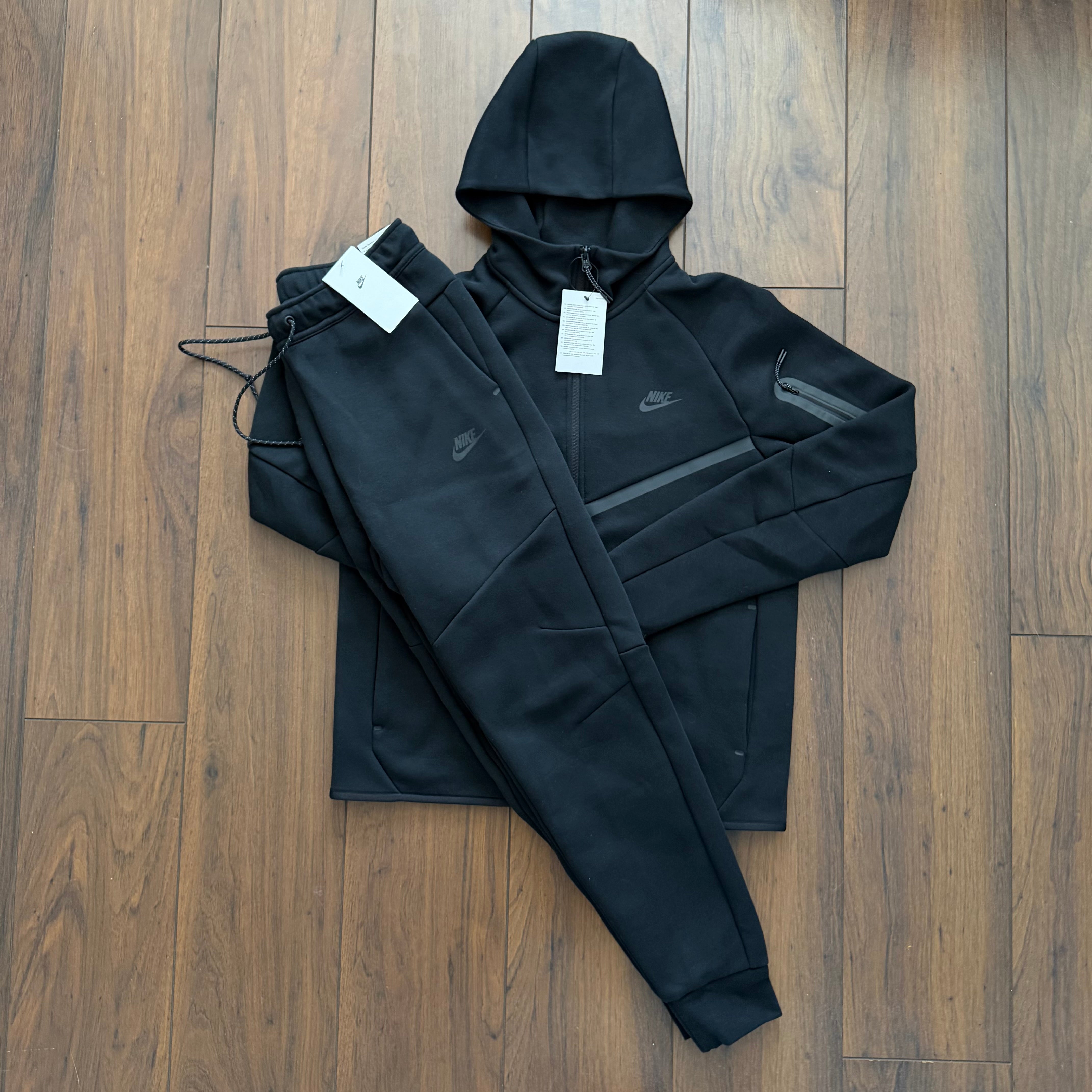 Nike Tech Fleece Tracksuit - Black