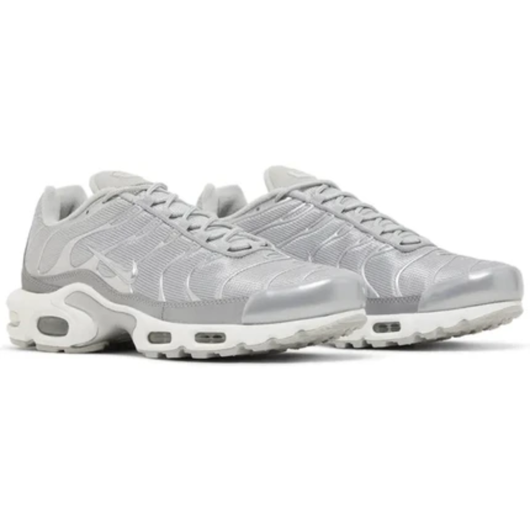 Nike TN Air Max Plus - Metallic Silver