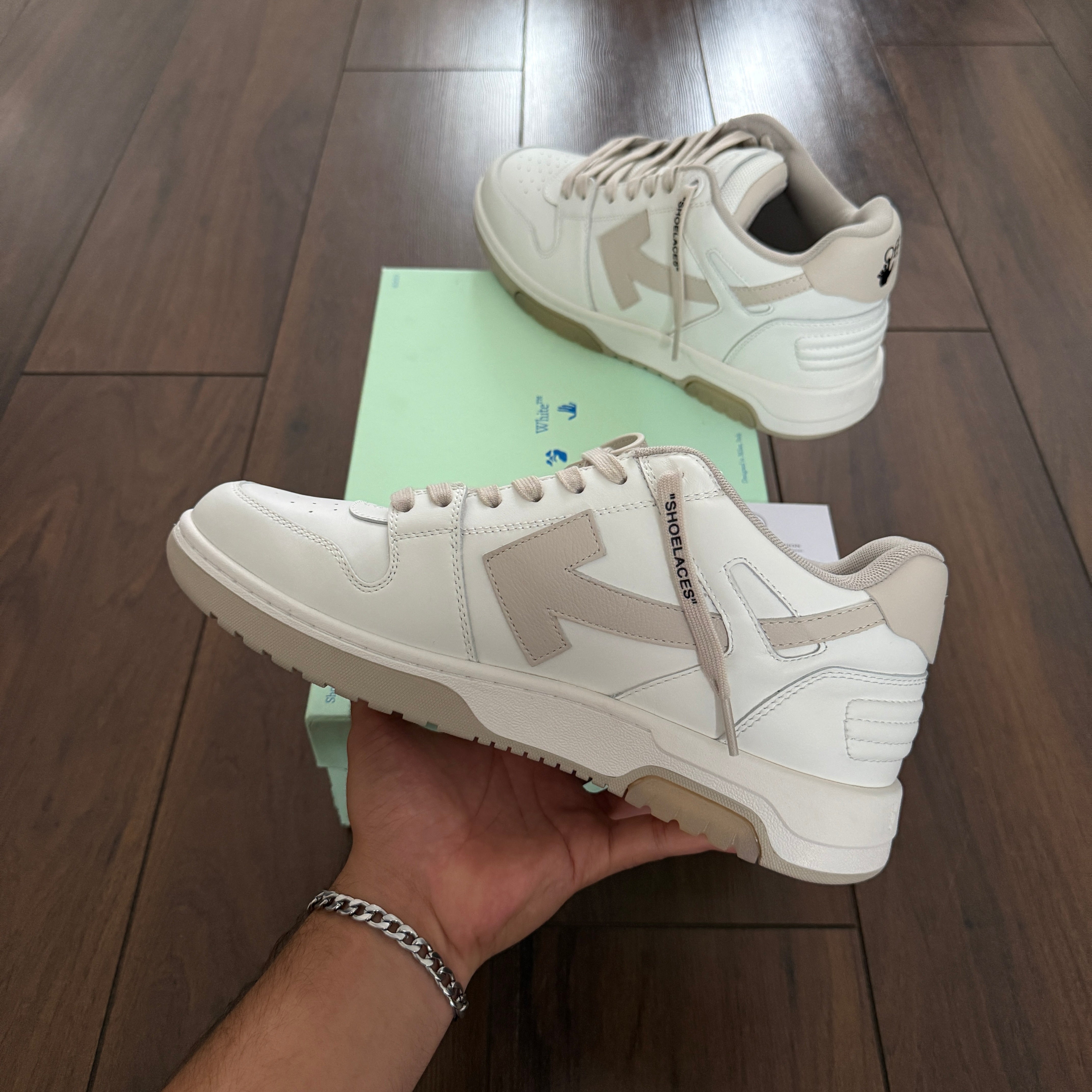 Off White ‘OOO’ Calf Leather Trainer White & Beige