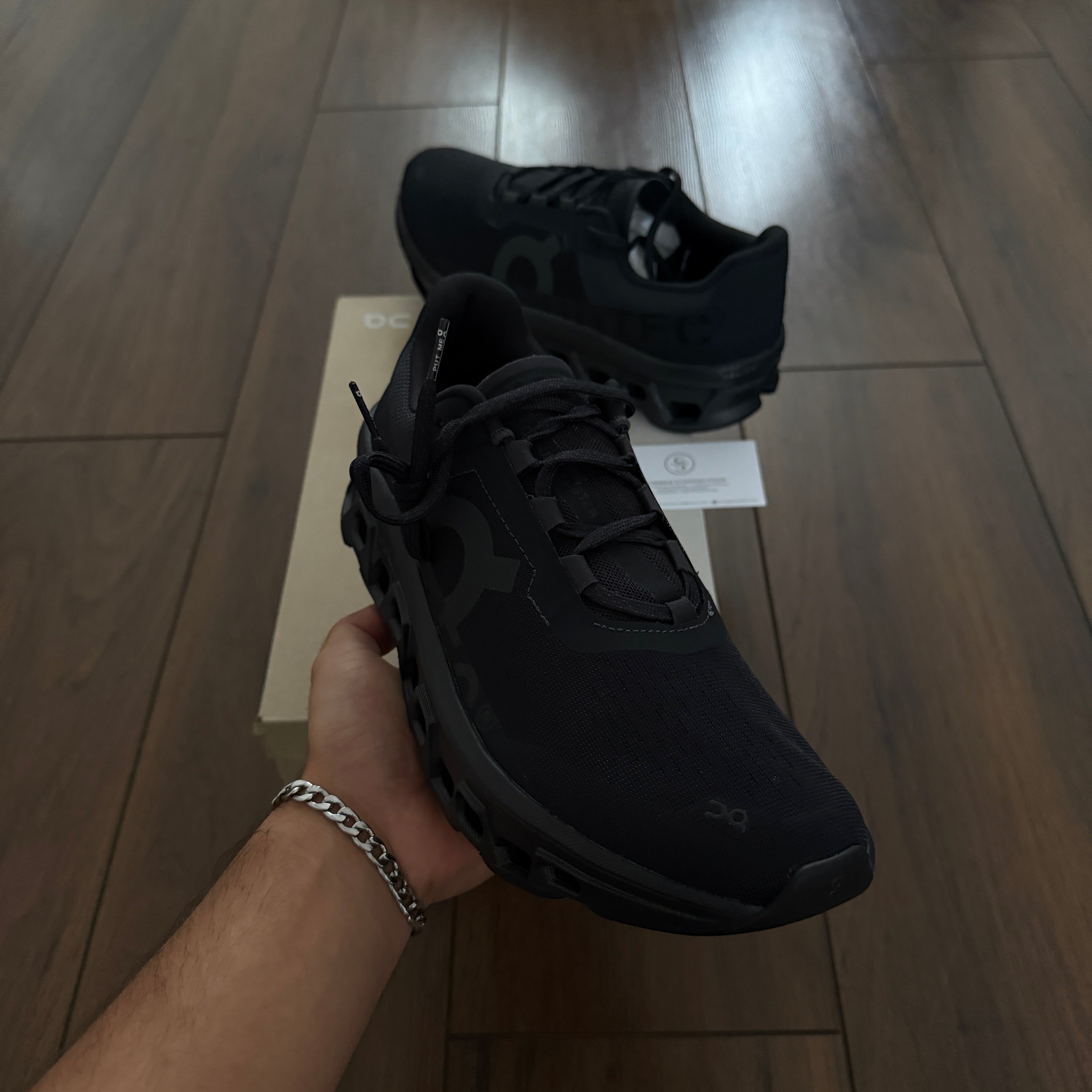 On Running Cloudmonster - Triple Black