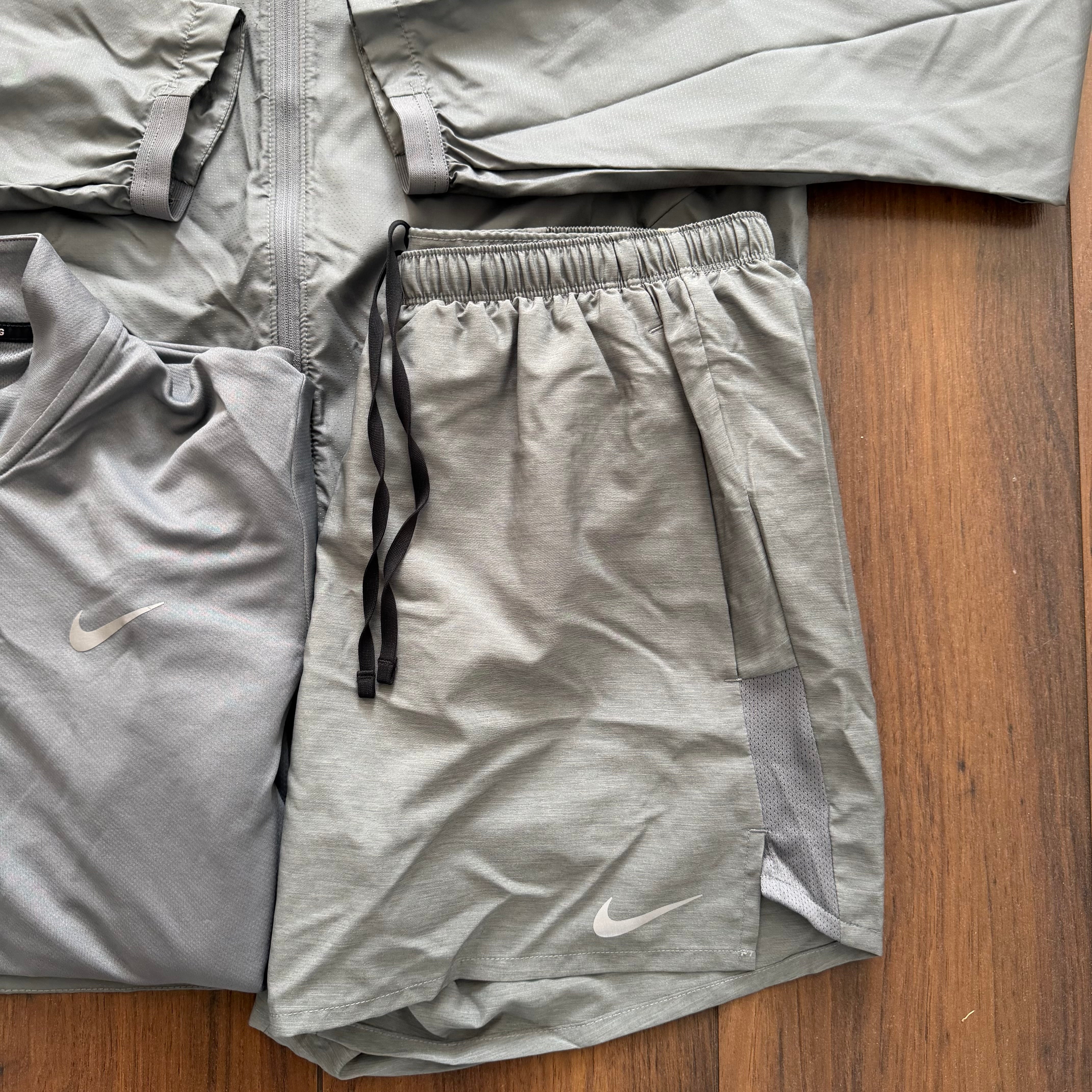 Nike ‘CLOUD GREY’ Windbreaker 1/4 Set