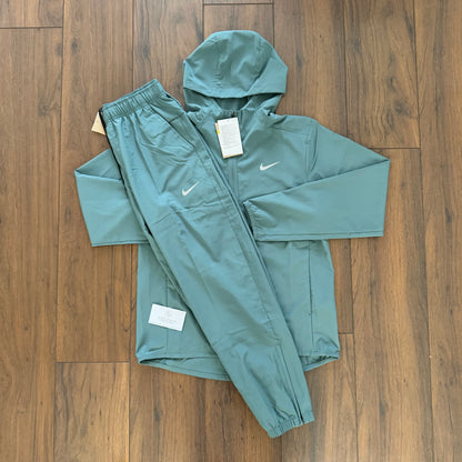 Nike ‘SLATE’ Miler Form Tracksuit