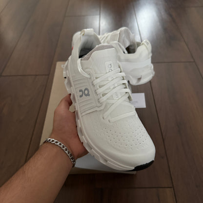 On Running Cloudswift 4 - Triple White
