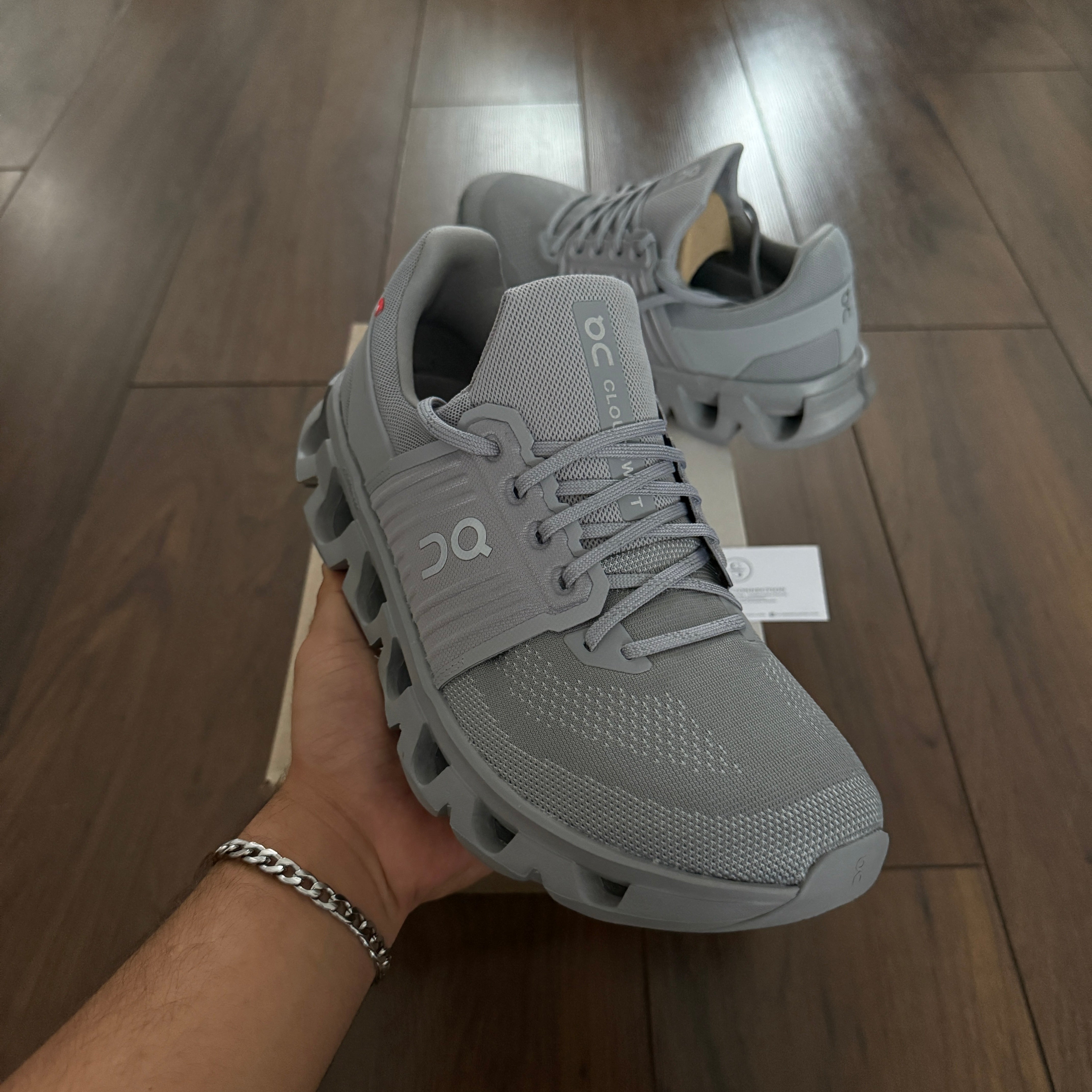 On Running Cloudswift 4 - Smoke Grey