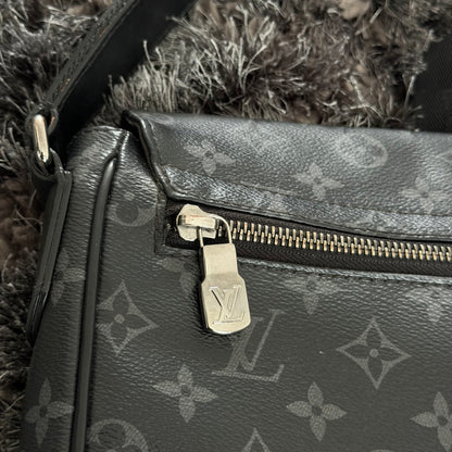 Pre-Loved - Louis Vuitton PM District Bag - Black
