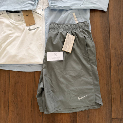 Nike ‘Armoury White’ Trio Set