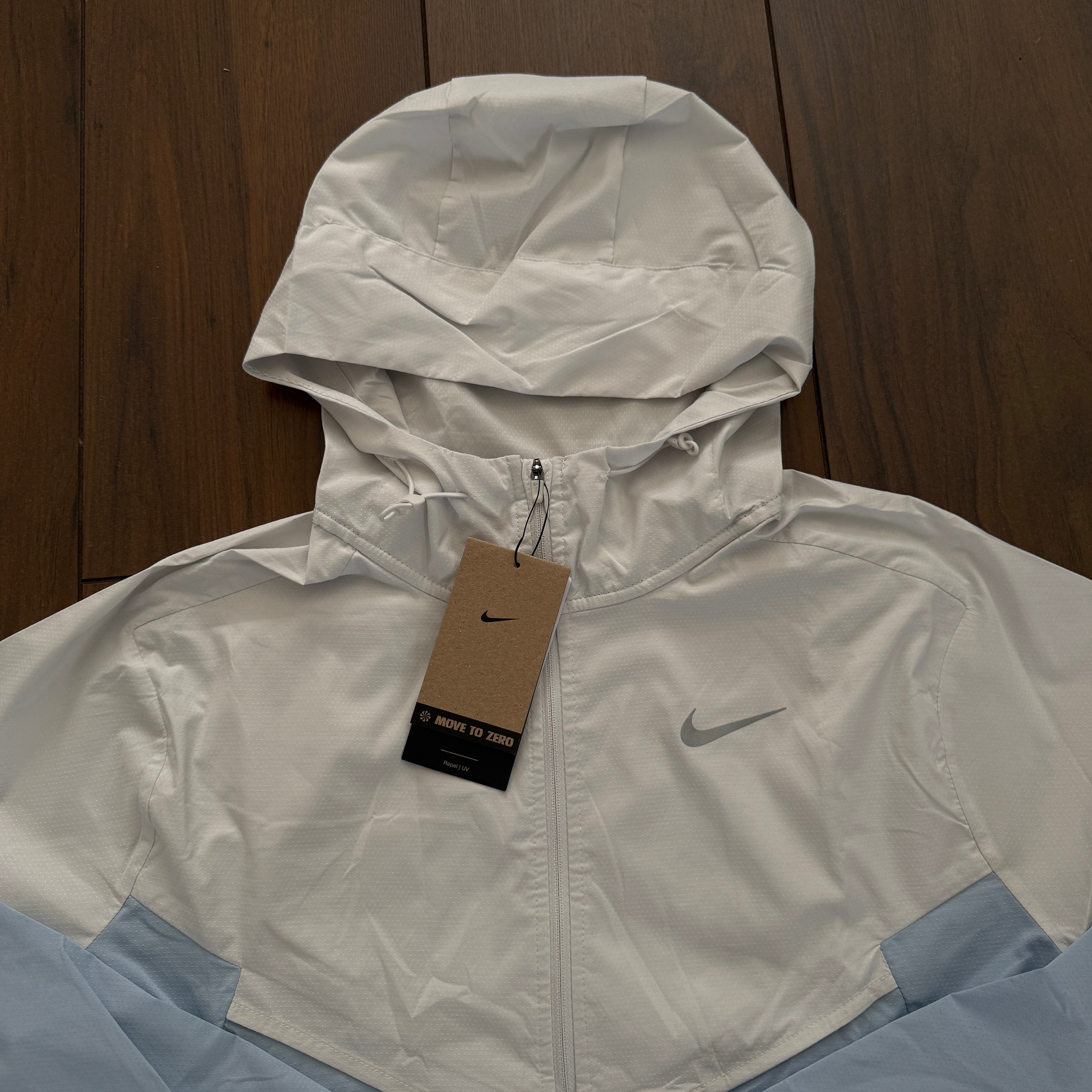 Nike Miler UV Windbreaker - White/Armoury Blue