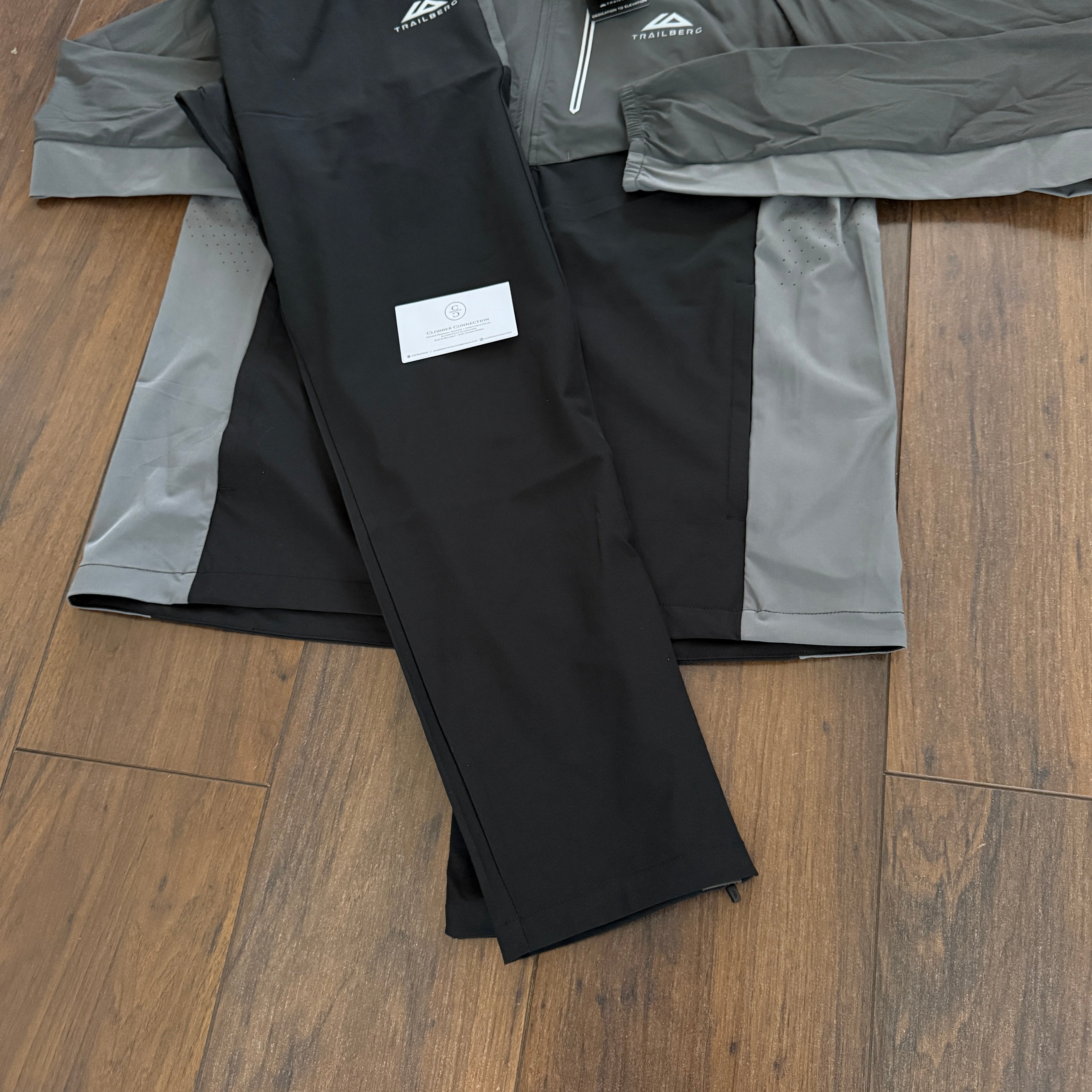 Trailberg Tracksuit Black/Grey