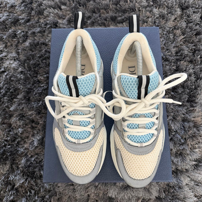 Pre-loved - Dior B22 Sneaker - Baby Blue