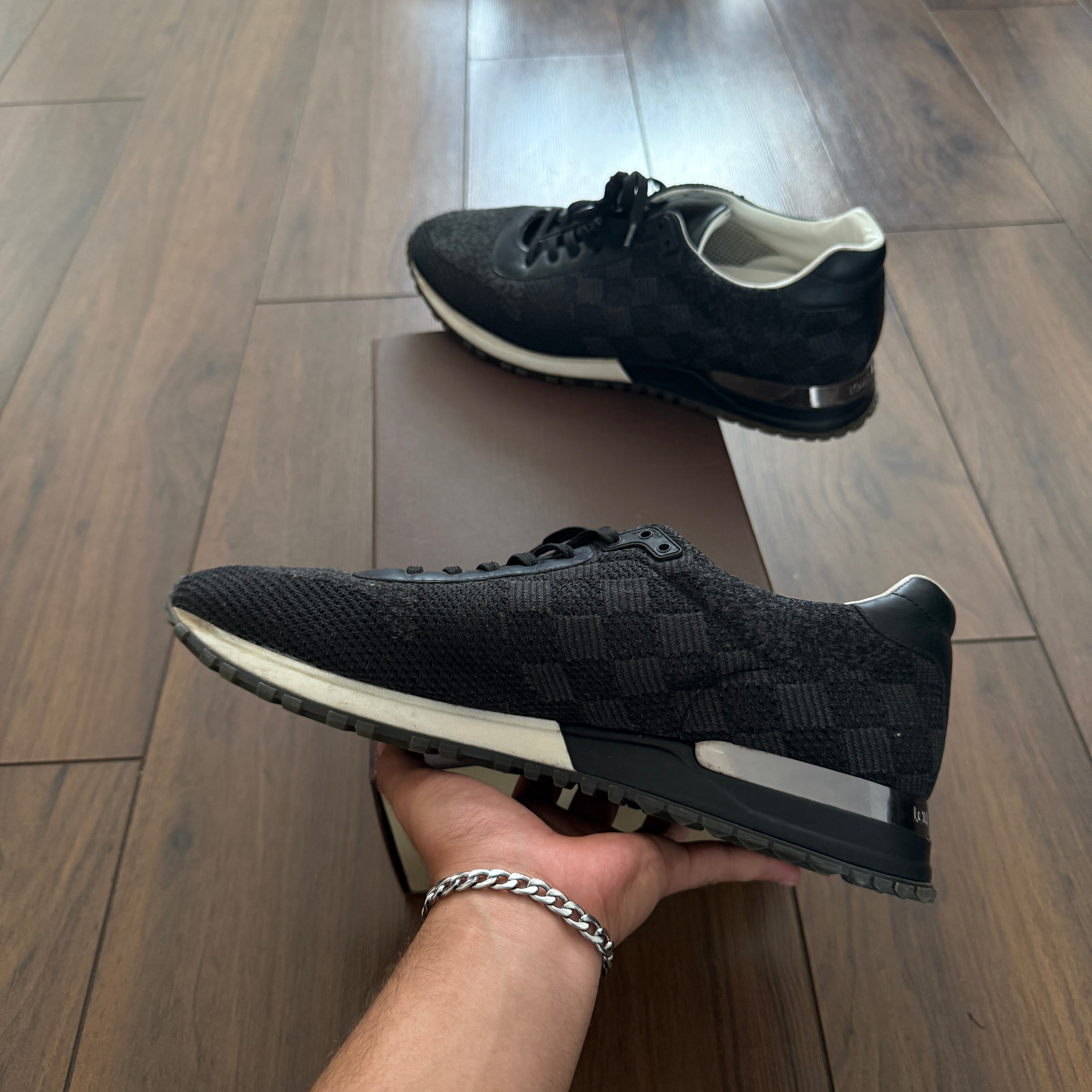 Pre-Loved - Louis Vuitton Damier Runaway Sneakers