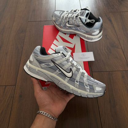 Nike P-6000 - Metallic Silver/Wolf Grey