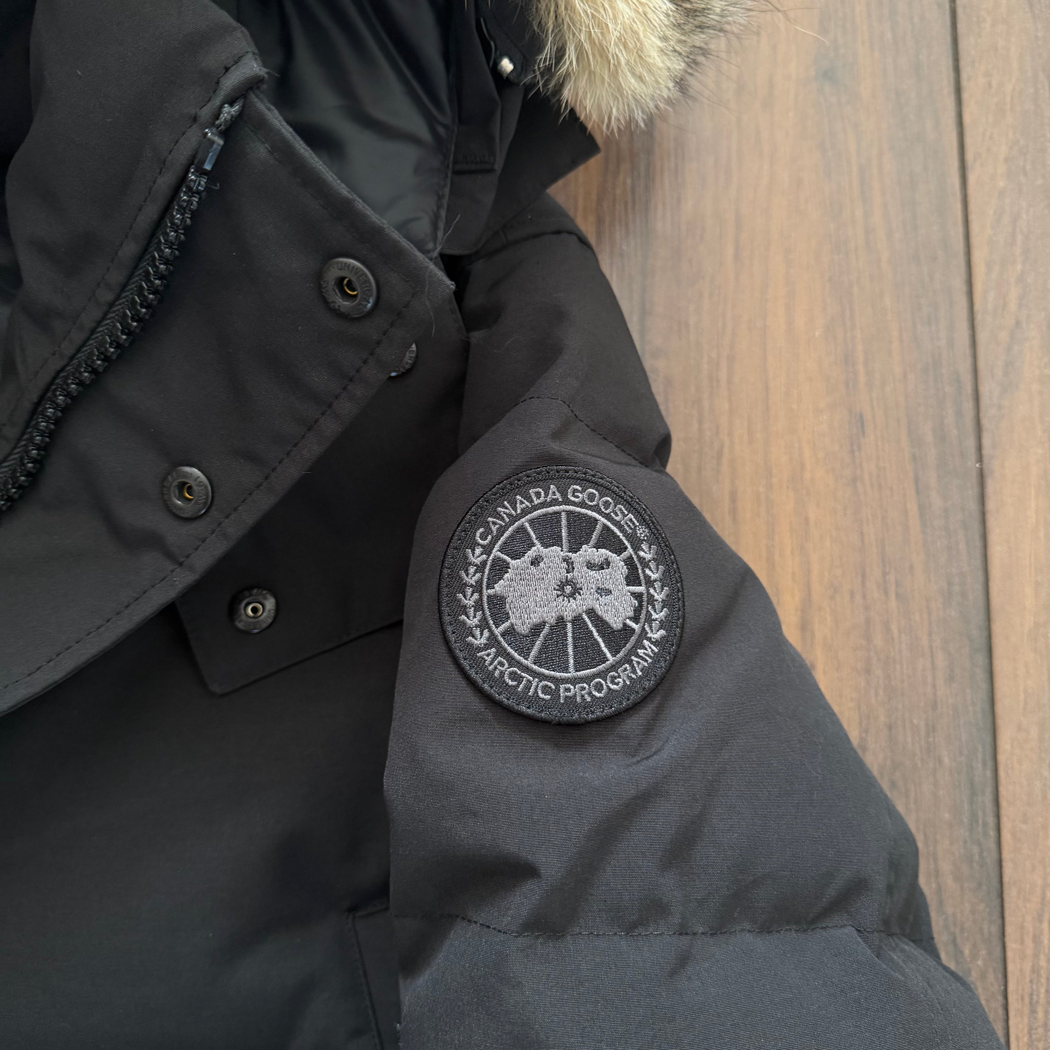 Pre-Loved - Canada Goose Wyndham Parka Coat - Black