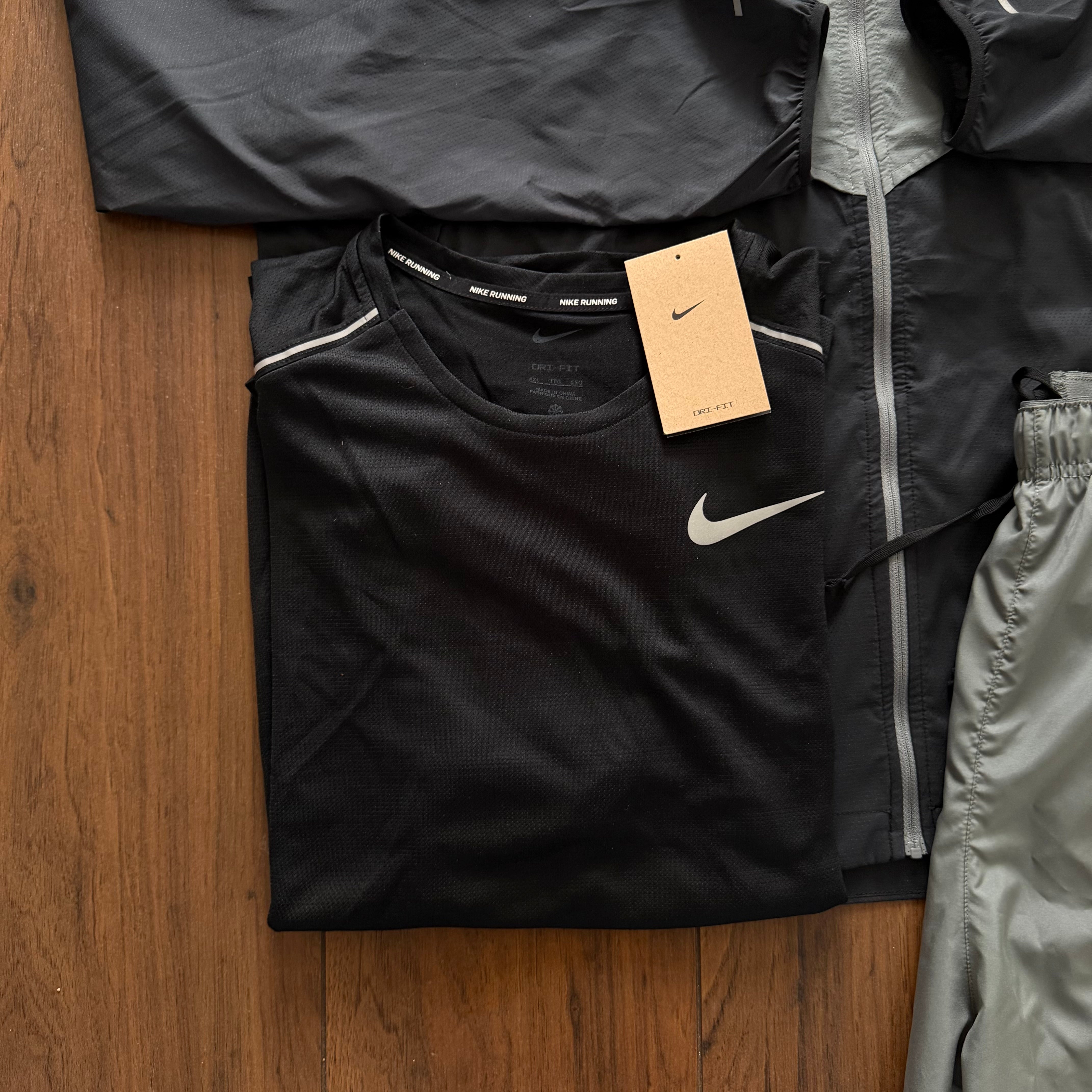 Nike ‘Smoke Grey’ Trio Set