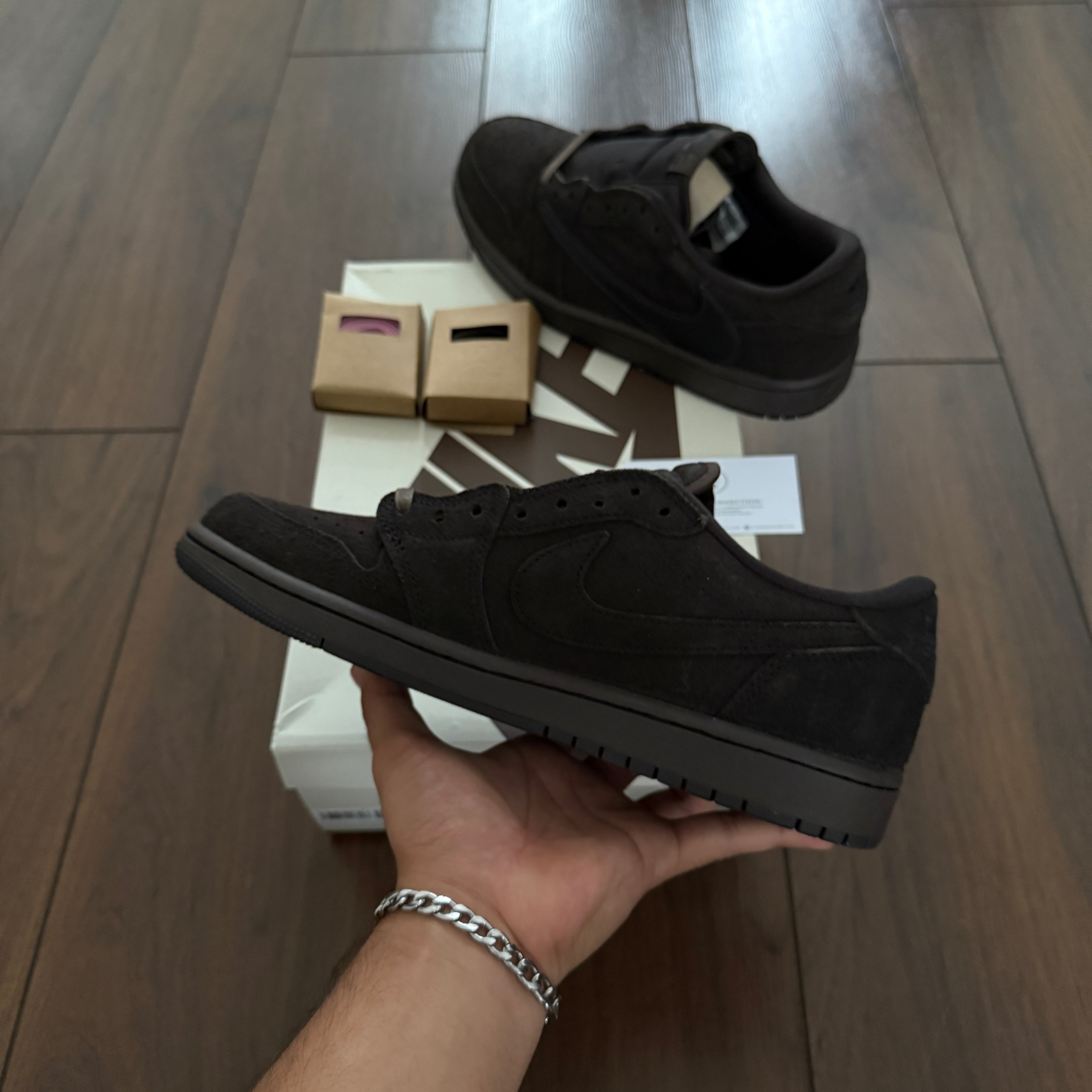 Travis Scott x Air Jordan 1 Low OG SP - Velvet Brown