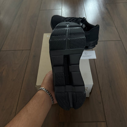 On Running Cloudmonster - Triple Black