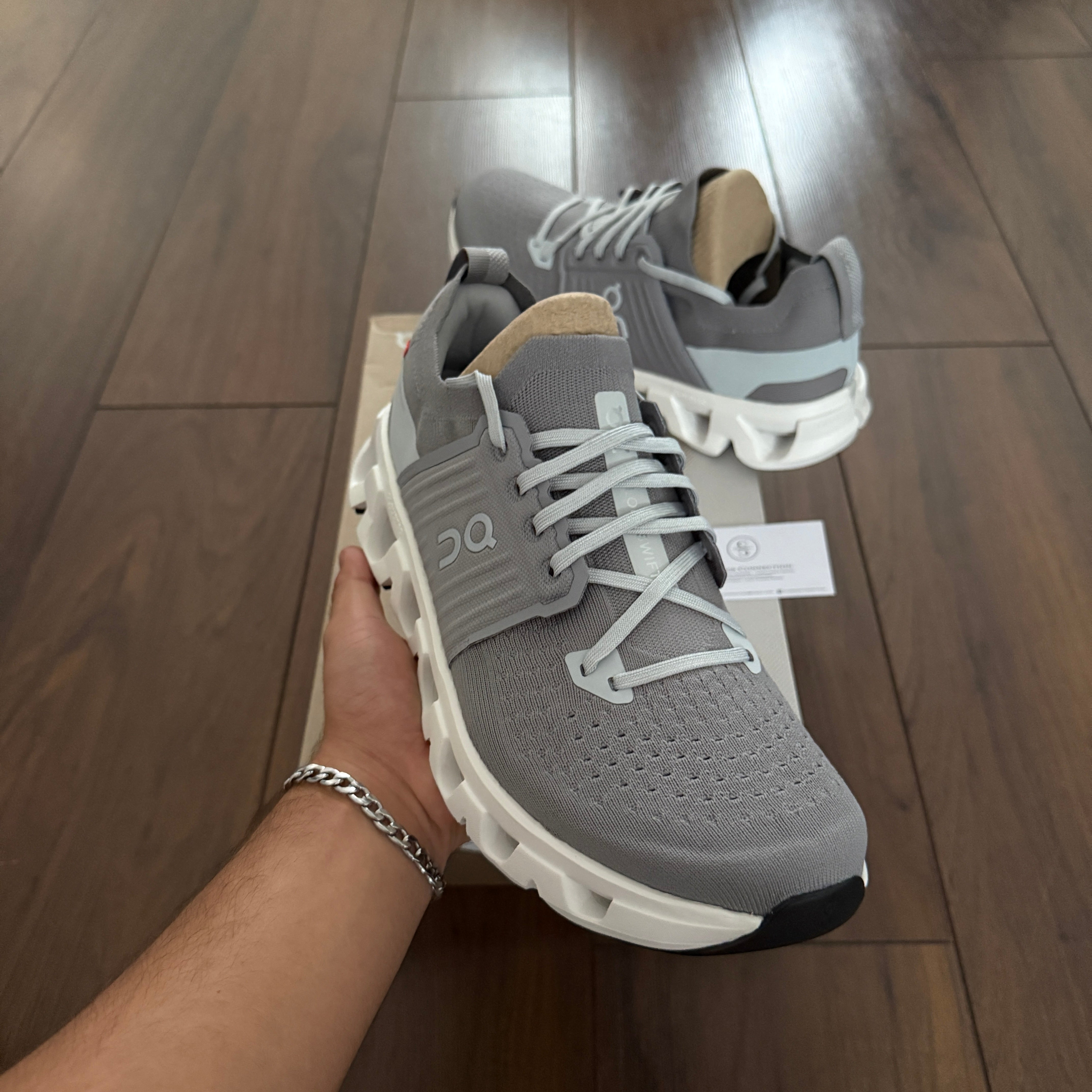 On Running Cloudswift 4 - Grey/White