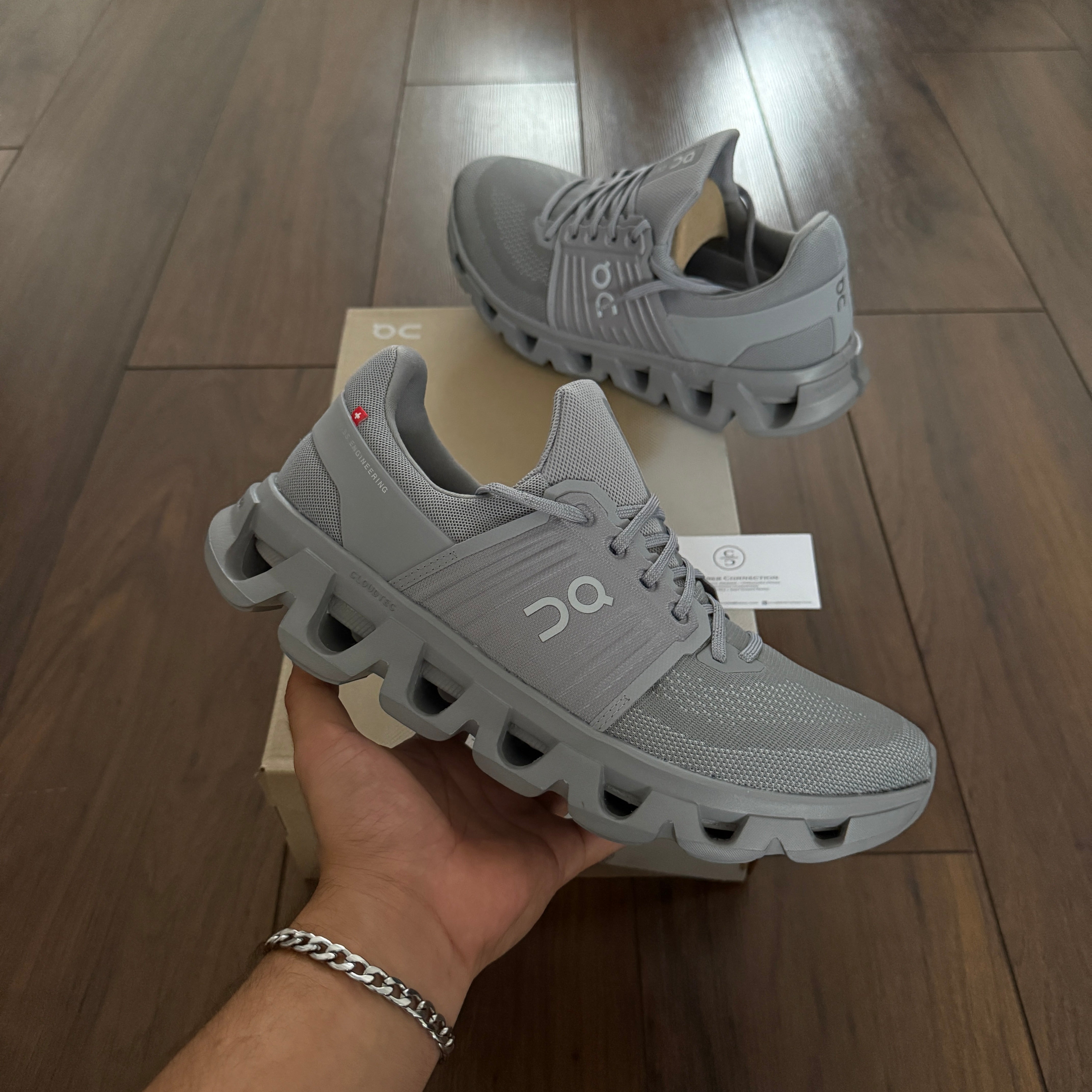 On Running Cloudswift 4 - Smoke Grey