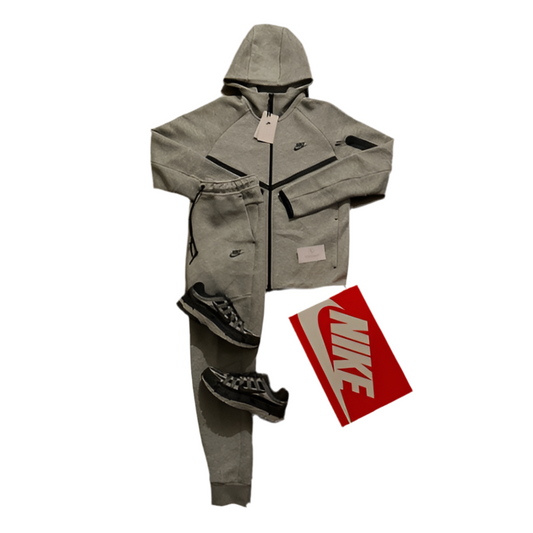 Nike Tech Fleece Tracksuit - Grey