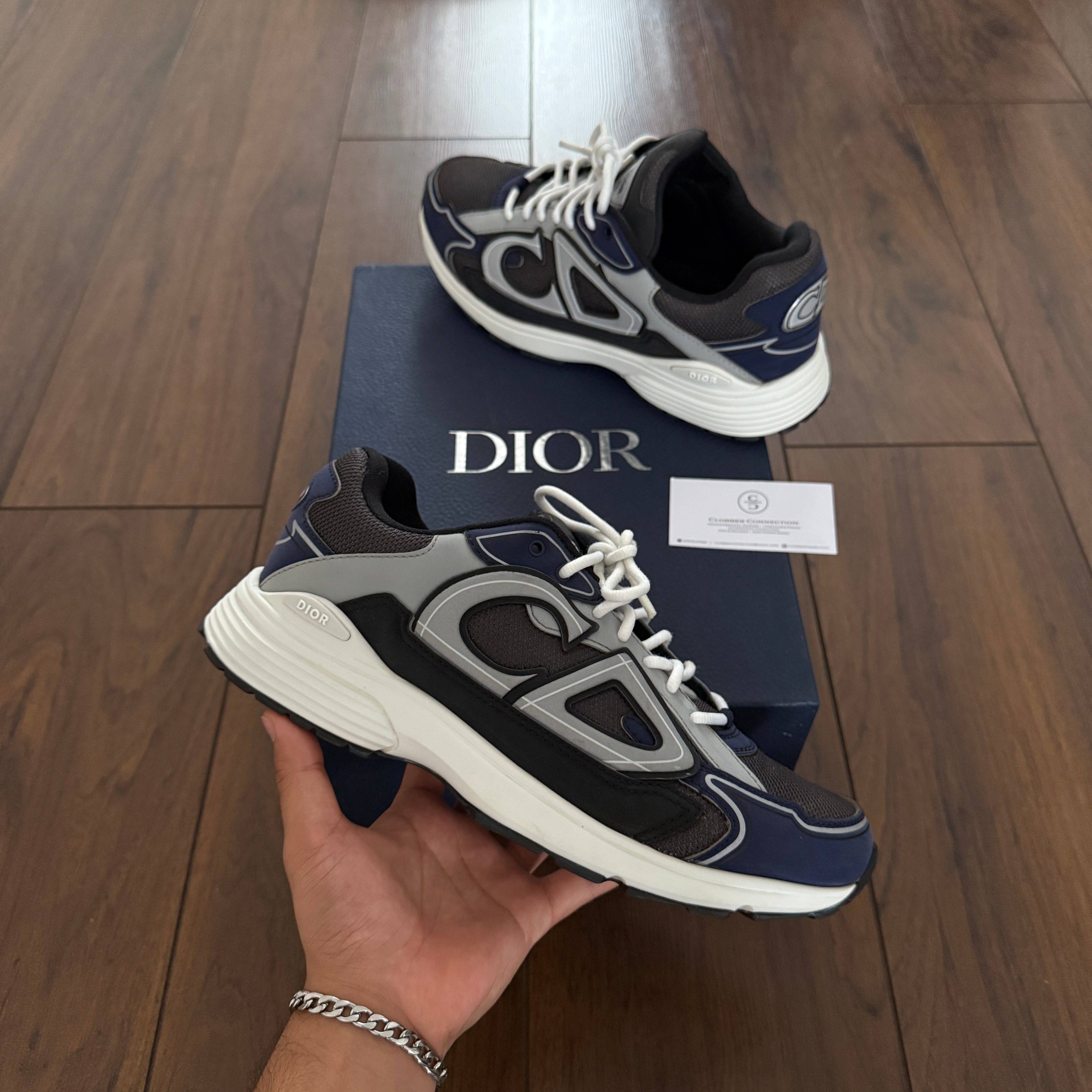 Pre-loved - Dior B30 Sneaker - Navy/White