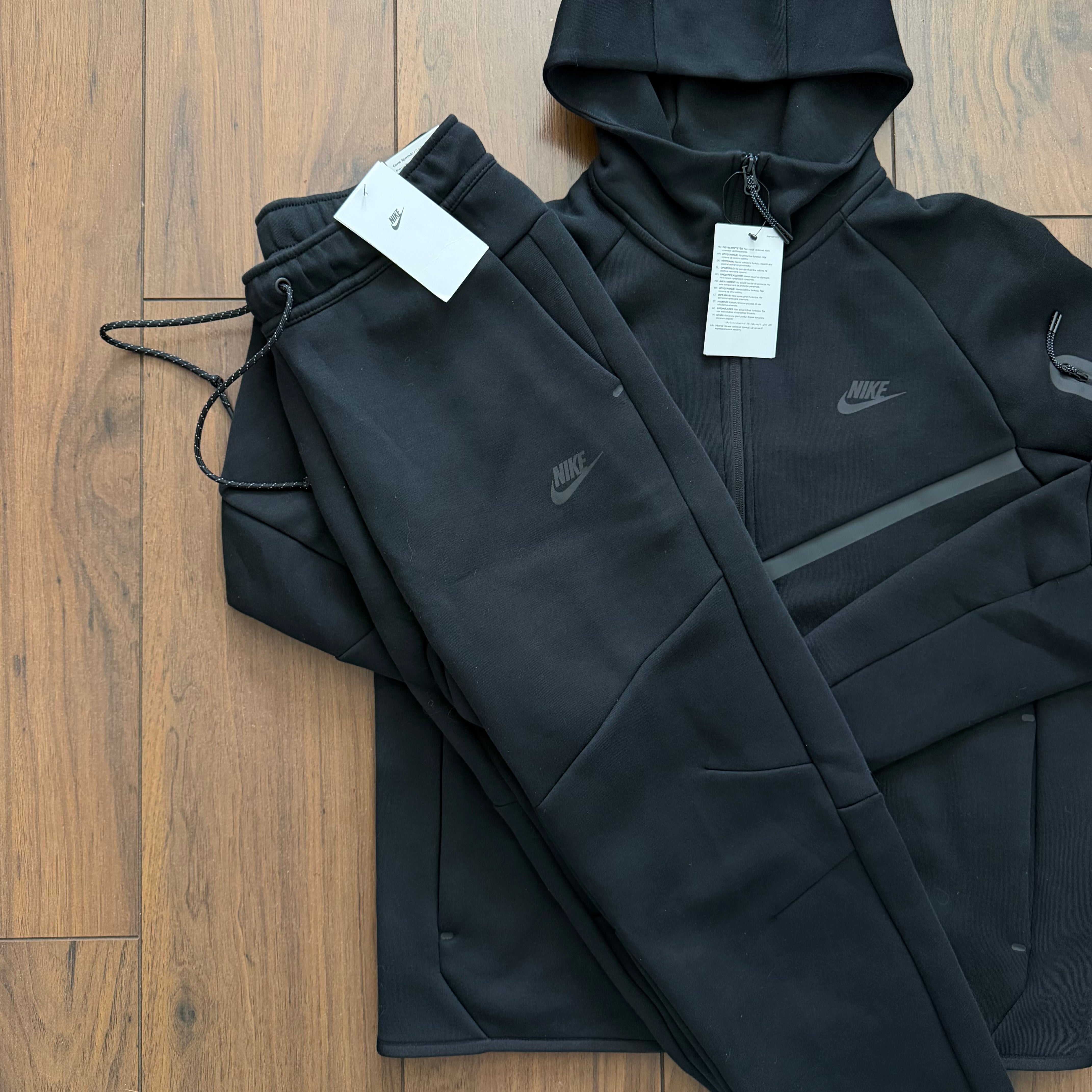 Nike Tech Fleece Tracksuit - Black