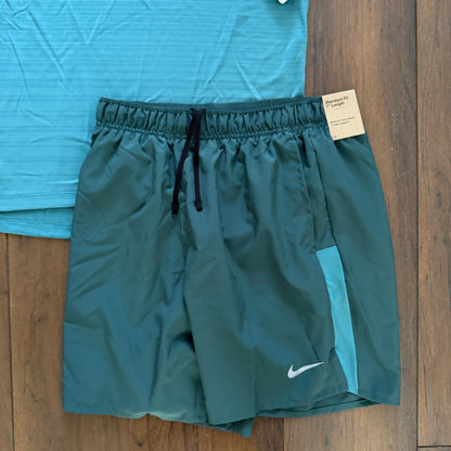 Nike ‘Jade Miler’ Set