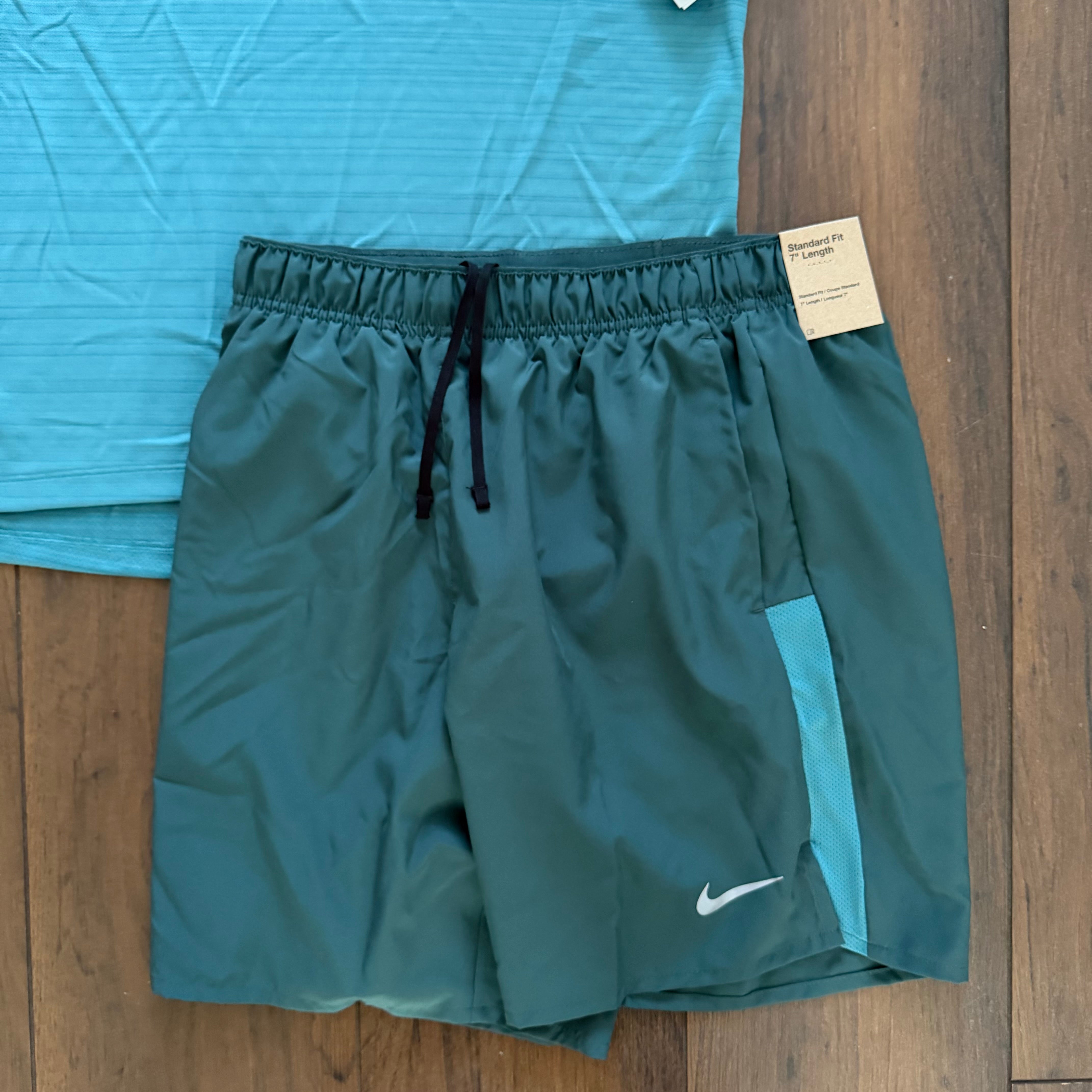 Nike ‘Jade Miler’ Set