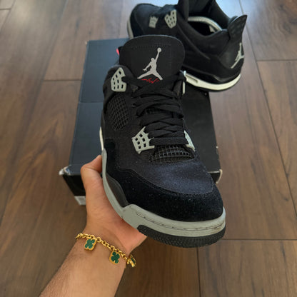 Pre-Loved - Jordan 4 ‘BLANK CANVAS’ UK9