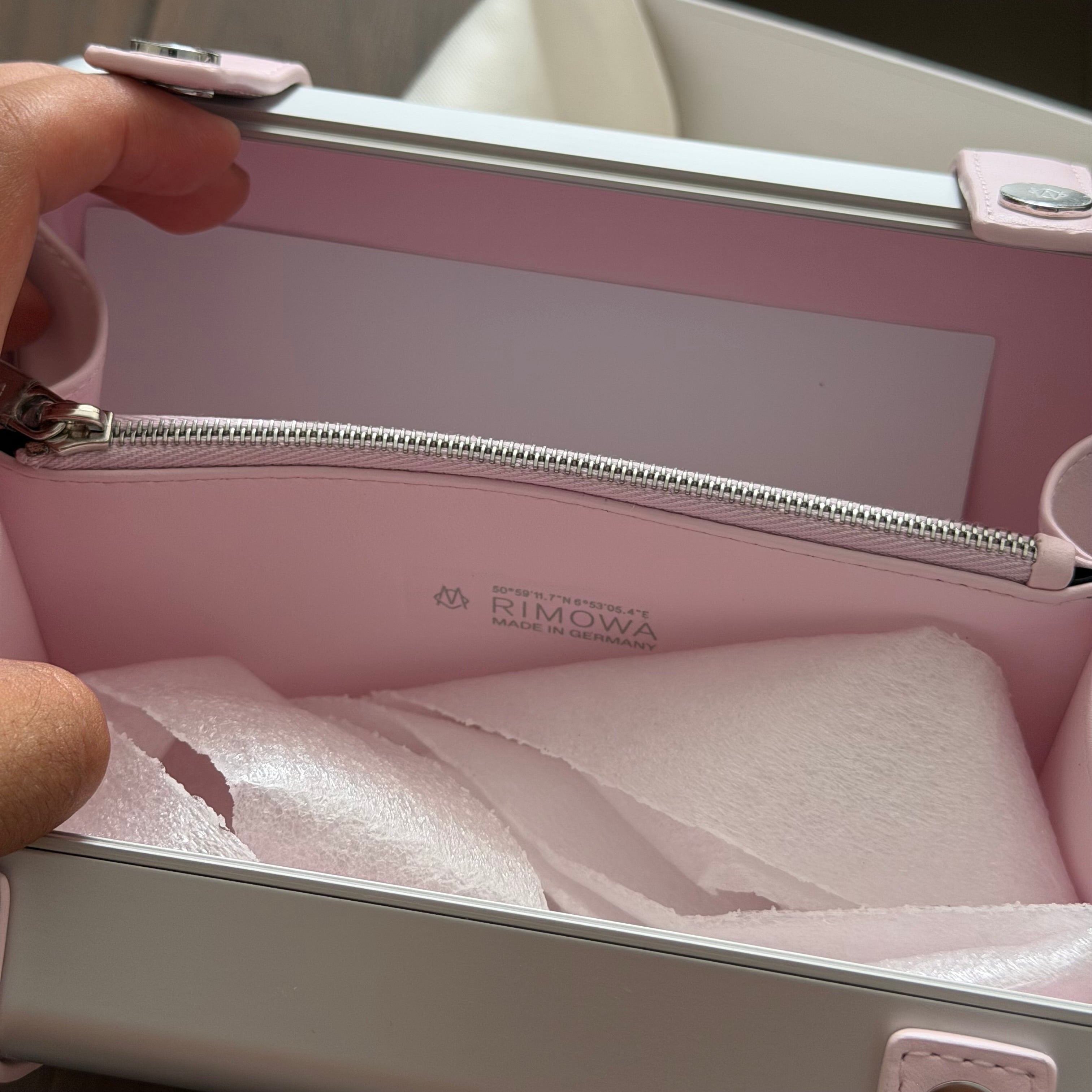 Rimowa Cross Body Bag ‘BALLERINA PINK’