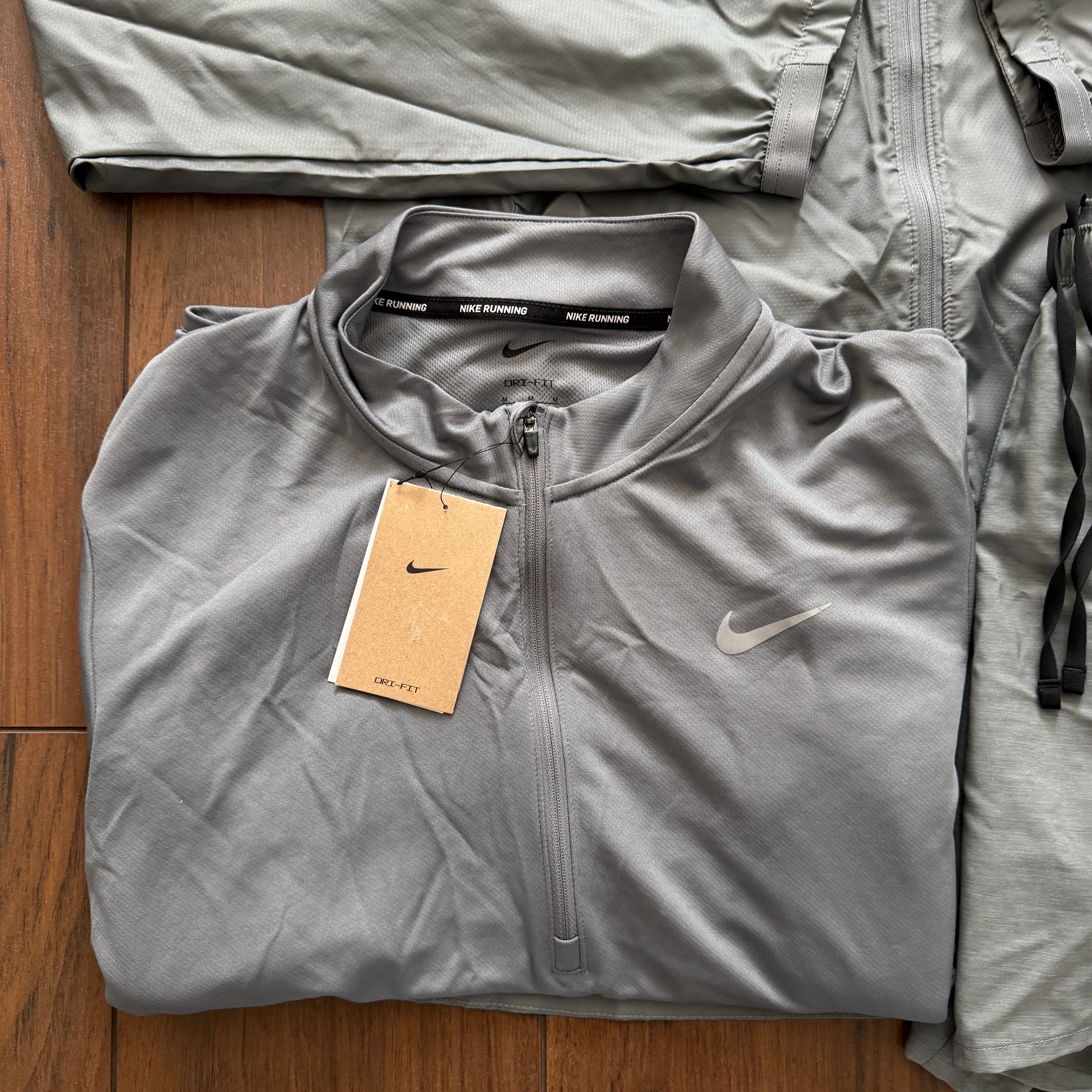 Nike ‘CLOUD GREY’ Windbreaker 1/4 Set