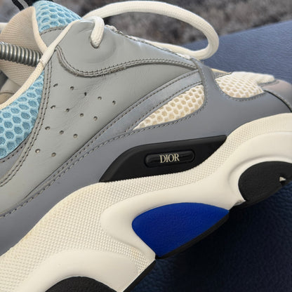 Pre-loved - Dior B22 Sneaker - Baby Blue