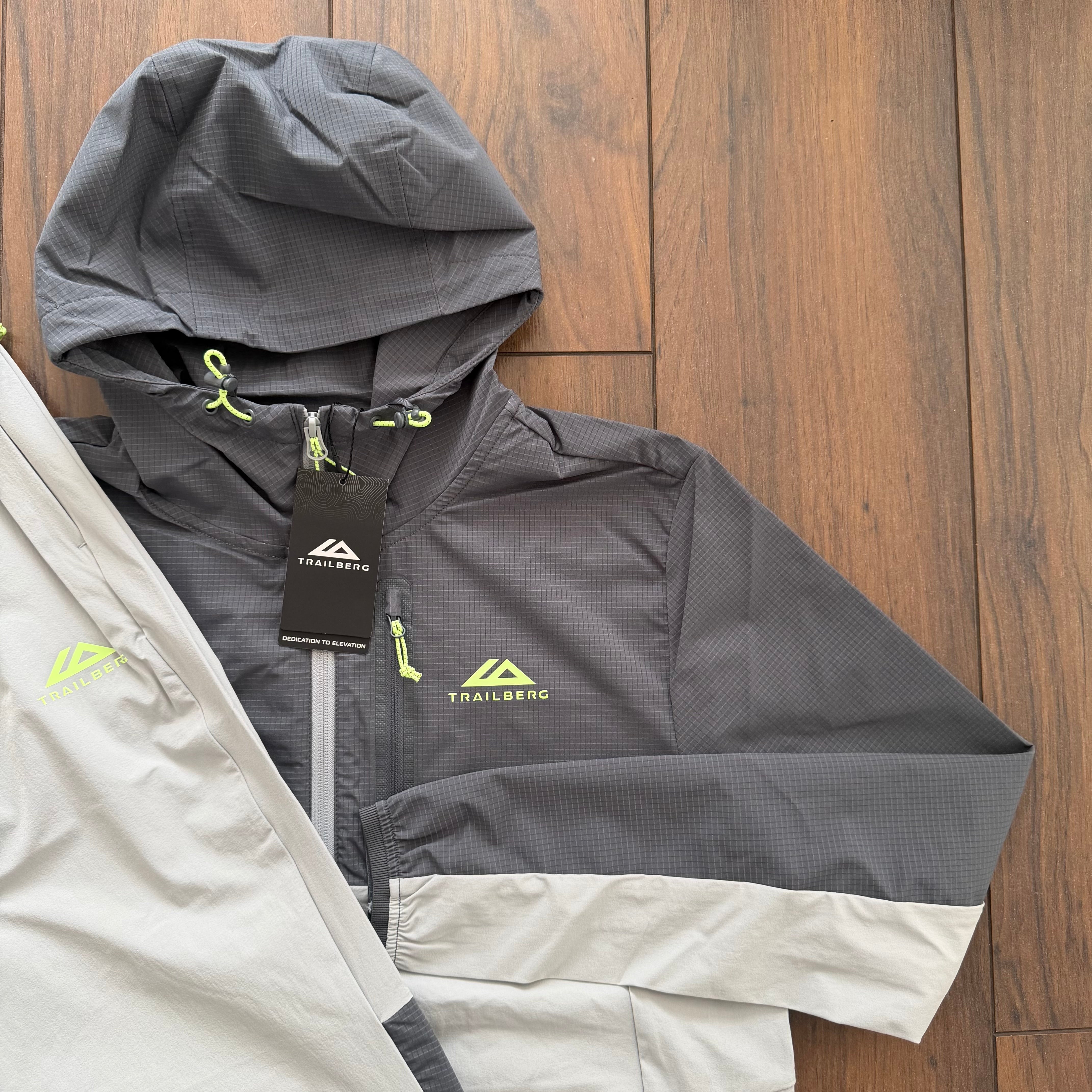 Trailberg Tracksuit ‘GRAPHITE MOSS’