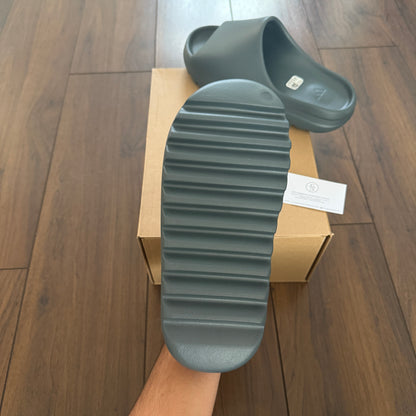Yeezy Slide - Slate Marine
