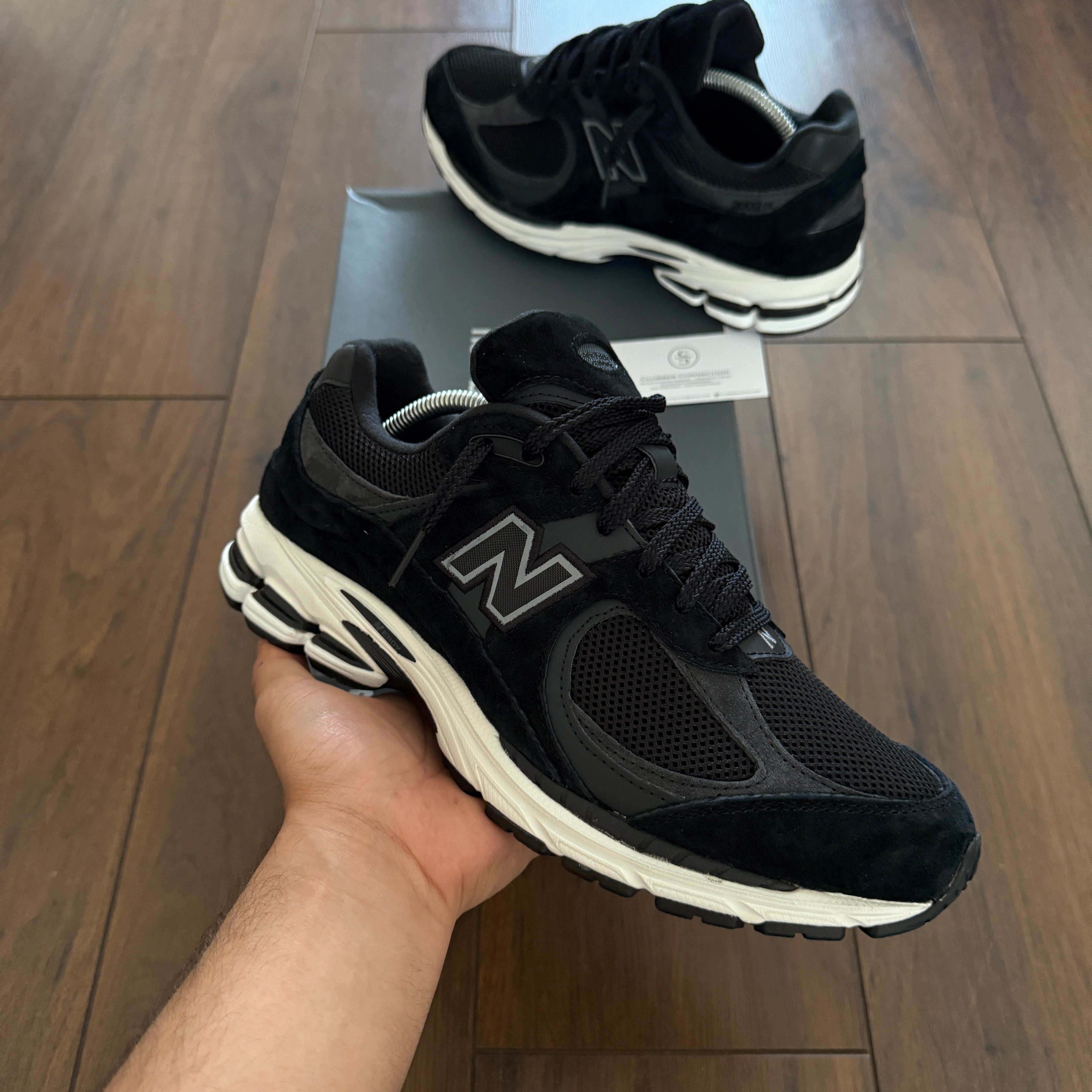 New Balance 2002r Black